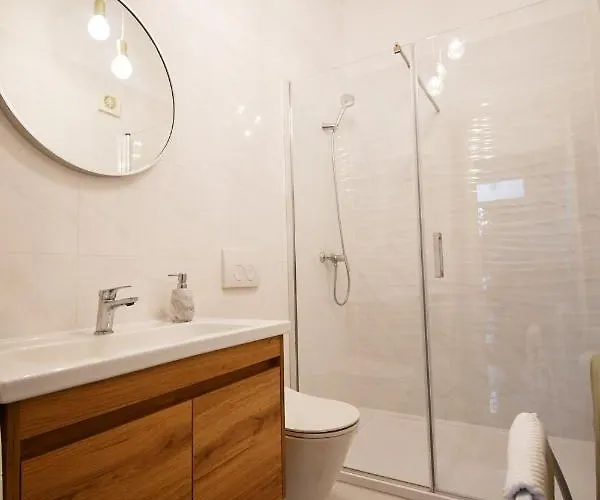 Frida Rab Apartman Banjol